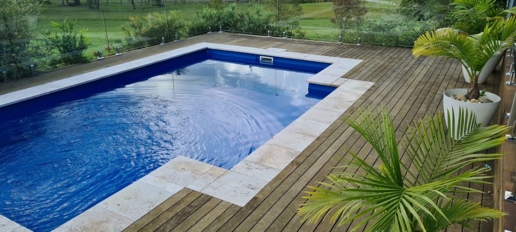 Blue corner pool — Pool Cover Systems in Nowra, NSW