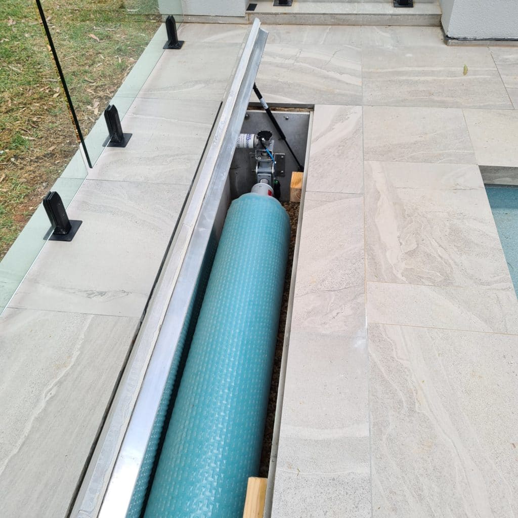 Daisy Pool Covers — Pool Cover Systems in Nowra, NSW